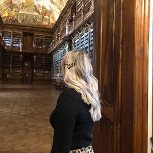 Meet your Posher, Kayla